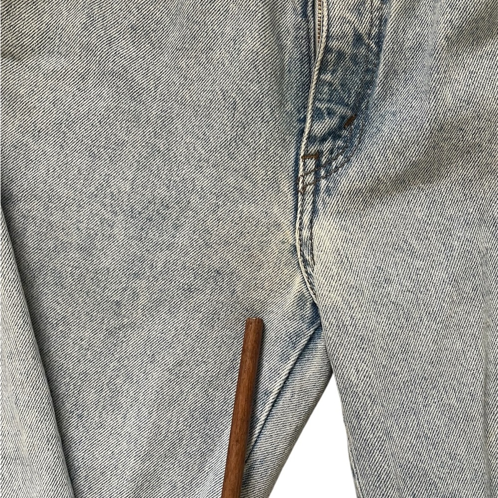 Vintage 90s Acidwash Levi's Jeans - Picture 6 of 6